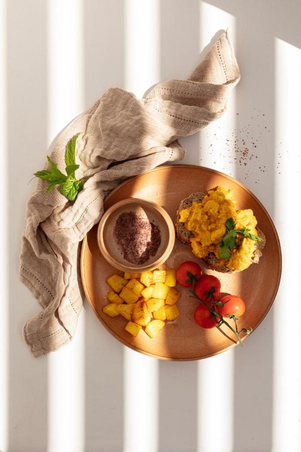 Ethos Vegan Suites Тира Экстерьер фото