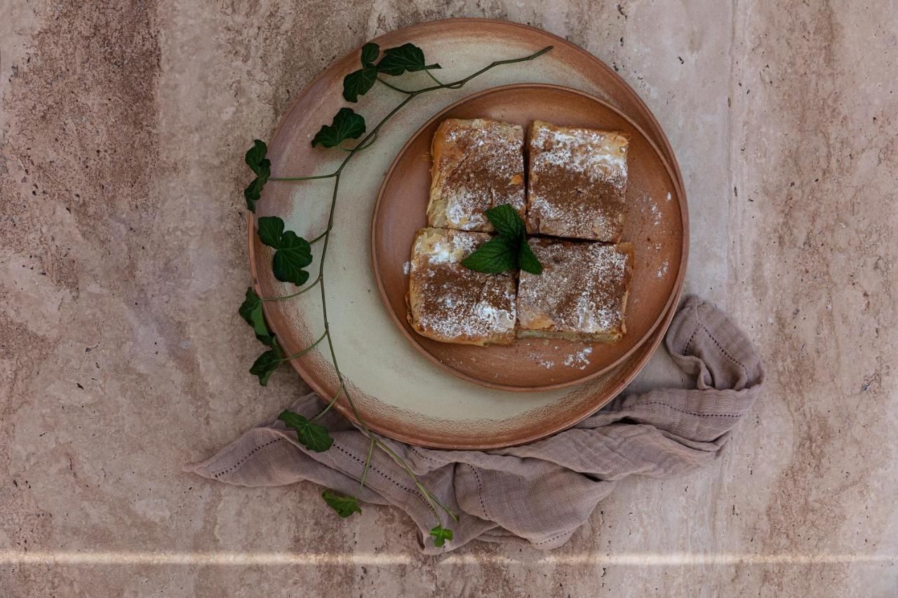 Ethos Vegan Suites Тира Экстерьер фото