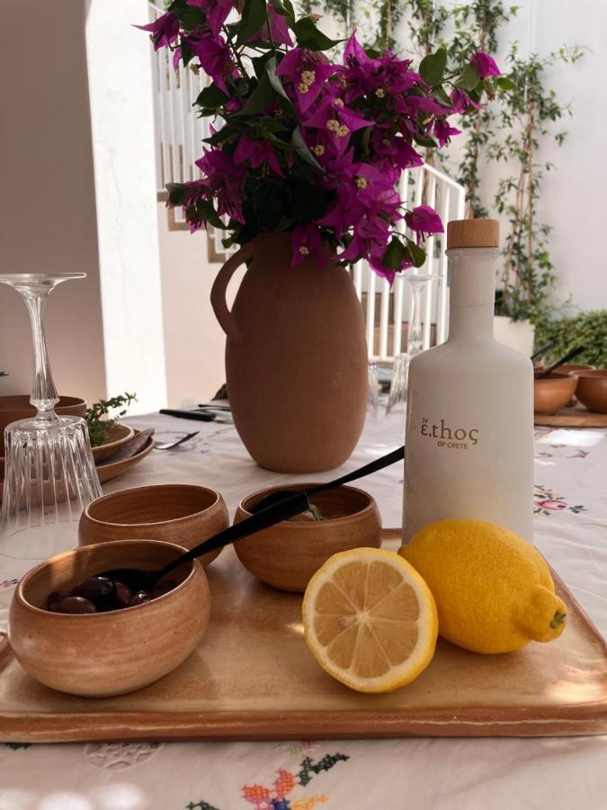 Ethos Vegan Suites Тира Экстерьер фото