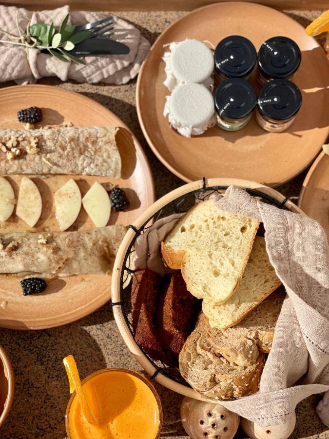 Ethos Vegan Suites Тира Экстерьер фото